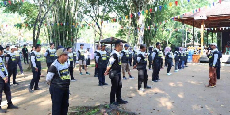 Pererat Silaturahmi, Dispora Kalsel Adakan Outbound Bagi Pegawai